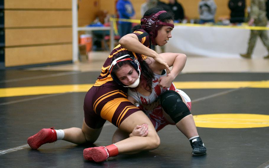 Peyton Caranta gains control.