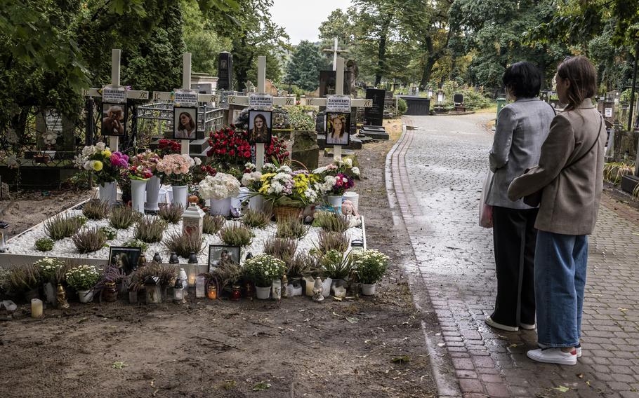 The graves of Eugenia Bazylevych and her three daughters.