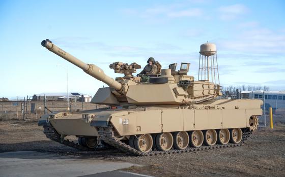 An Abrams tank prepares to drive on a new training course in Oregon.