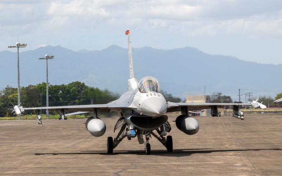A U.S. Air Force F-16 Fighting Falcon taxis at Basa Air Base in the Philippines during the annual Balikatan exercise, April 1, 2022.