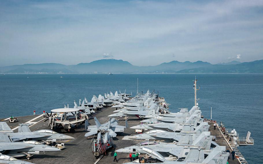Aircraft carrier USS Ronald Reagan makes historic stop in Vietnam ...