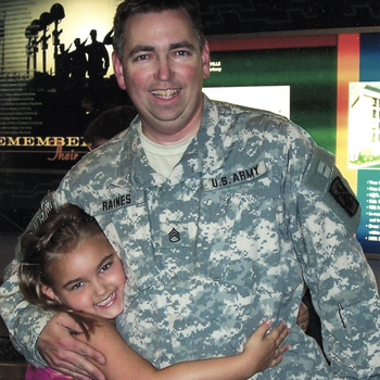 Jim Raines with his daughter, Jenna, in Alabama in 2007 while he was on leave during a two-year deployment to Afghanistan.