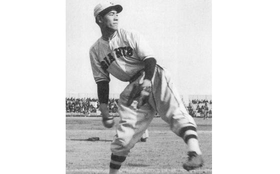 Eiji Sawamura with the Tokyo Giants. 