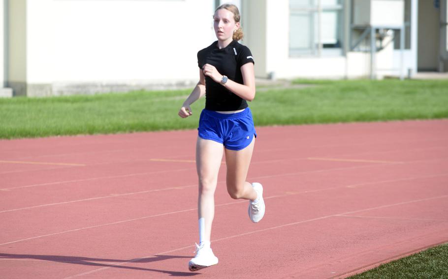 Reagan Keller, a freshman transfer from Colorado Springs, shows the sort of promise of a former Far East cross country champion from Robert D. Edgren, Morgan Erler.