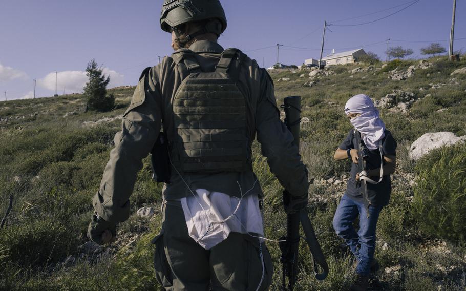 Settlers train for security threats