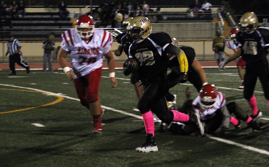 Humphreys' Jason Meserve breaks into the open against Kinnick.