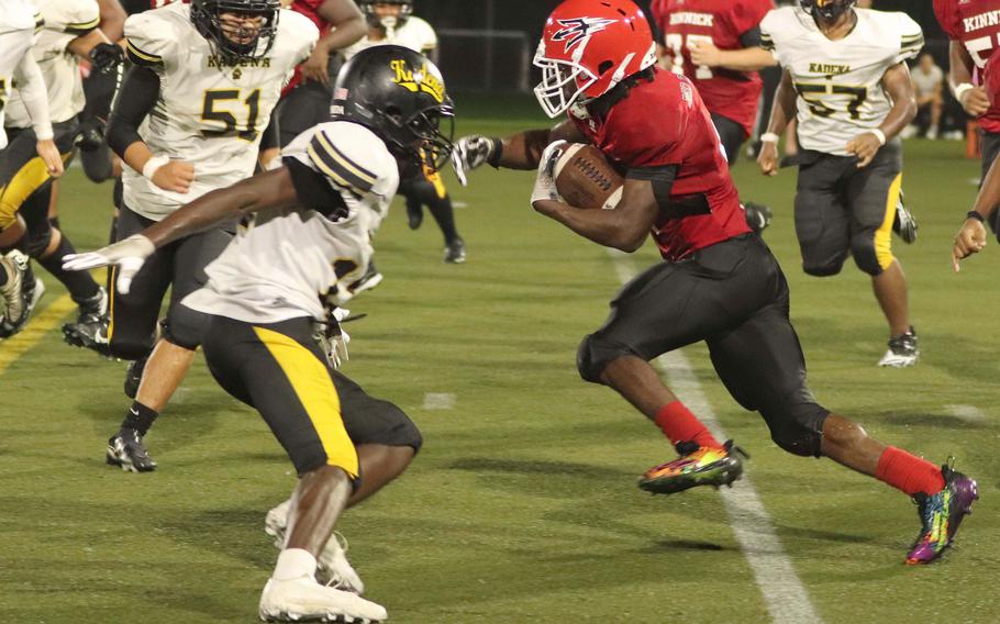 Nile C. Kinnick's Tre Bennett will play football for Huntingdon College of Alabama.