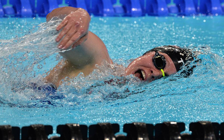 Taylor Winnett swims in the women’s 400-meter freestyle S10 in the Paris Paralympics