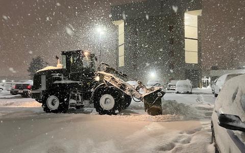 Buffalo NY snow storm death toll rises to 37 as National Guard goes  door-to-door looking for victims - ABC7 Chicago