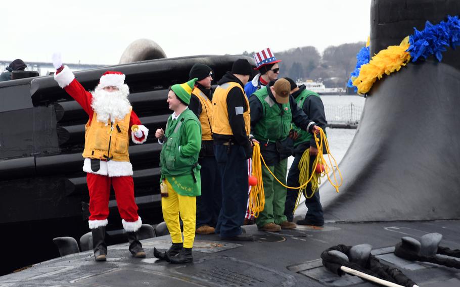 Santa waves on board the USS Virginia