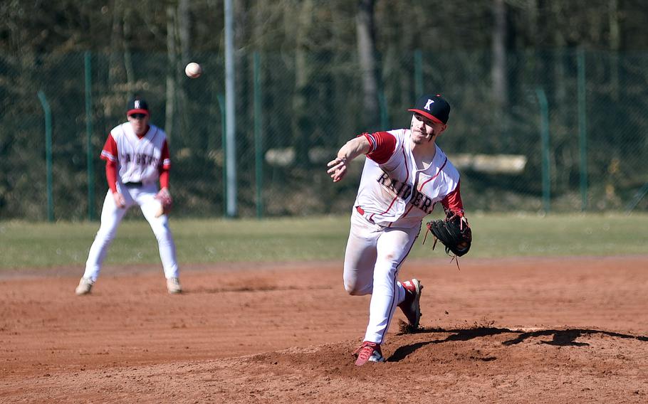 Logan Bell pitches.