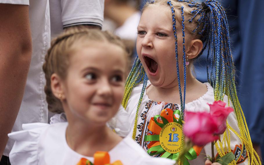 children at a school in ukraine near the front lines