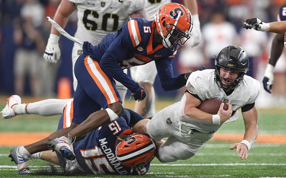 Syracuse scores 26 unanswered points after sluggish start to defeat Army  29-16