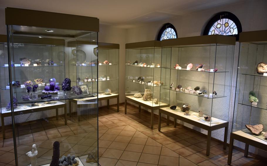 The German Minerals Museum in Idar-Oberstein has 24 rooms spread out over four floors, showcasing hundreds of colorful gems and rock formations from the region and across the world.