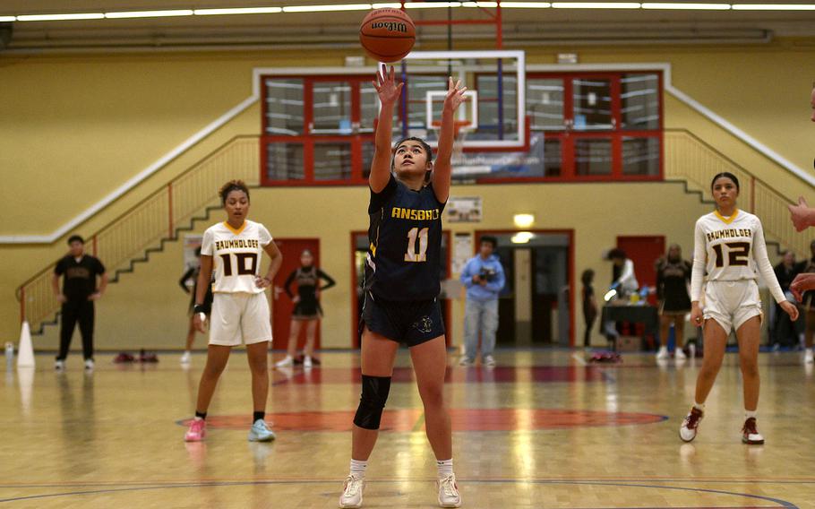 Marga Marzan takes a free throw.