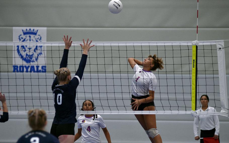 Jayda Miller winds up for a spike.