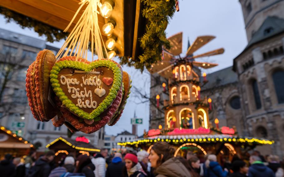 It’s Christmas market season! Upcoming outdoor recreation outings to European markets far and wide abound on the calendar.