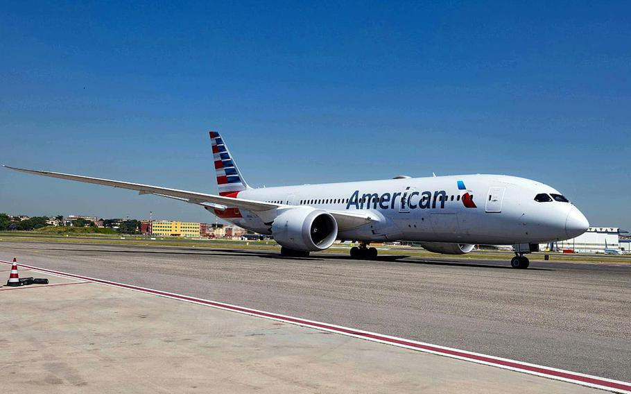 An American Airlines plane