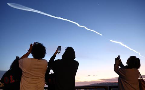 Spacex Knocks Out 2 Space Coast Launches As Ula Delays Final Delta Iv 