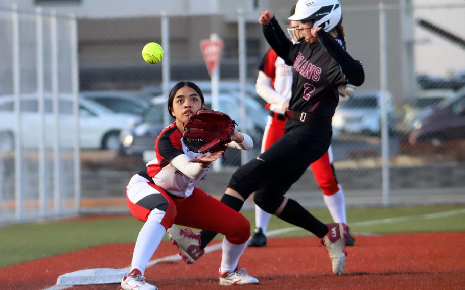 Kira Herring is safe at third.