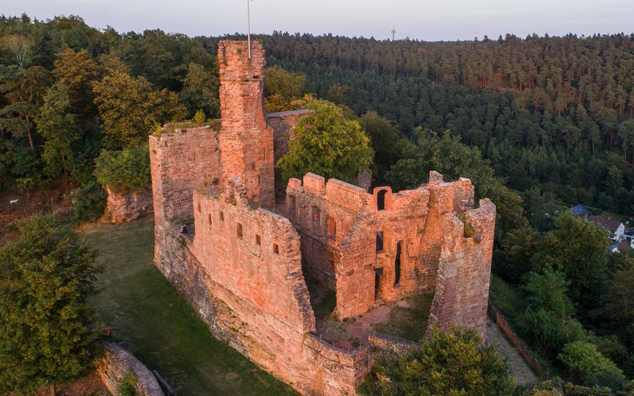 Burg Hohenecken would make a fun destination for exploration for those near Kaiserslautern who aren’t afraid of a steep walk.