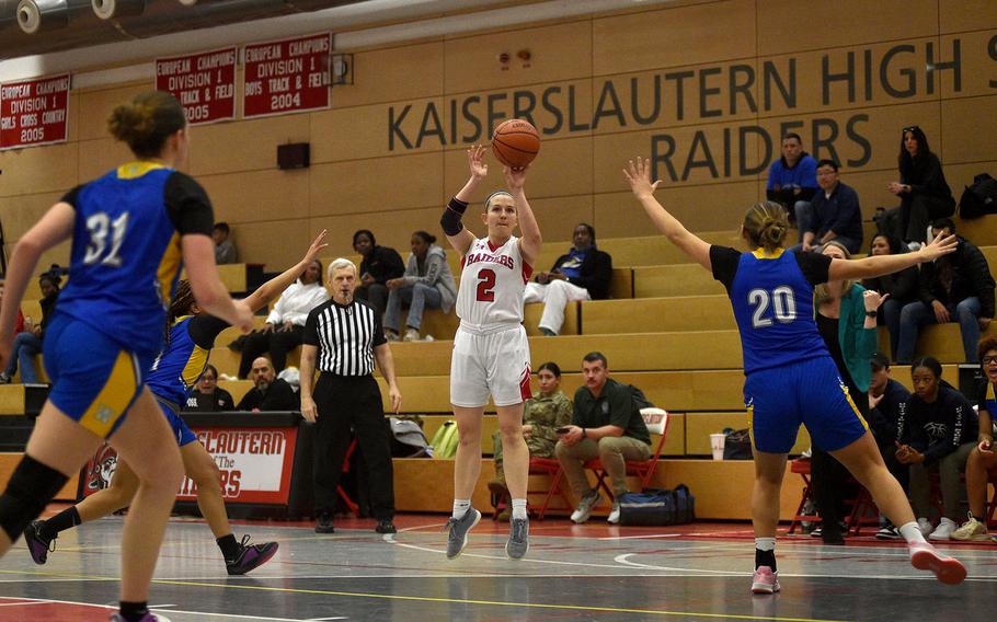 Elizabeth Marriott takes a shot from long range.