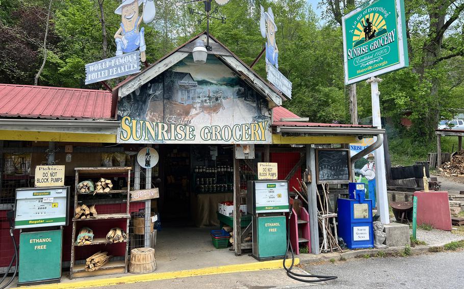Sunrise Grocery, a small country store that’s been in Union County since the 1920s, offers Southern goodies including boiled peanuts and homemade jams and jellies. It’s a popular first stop for visitors to the area. 
