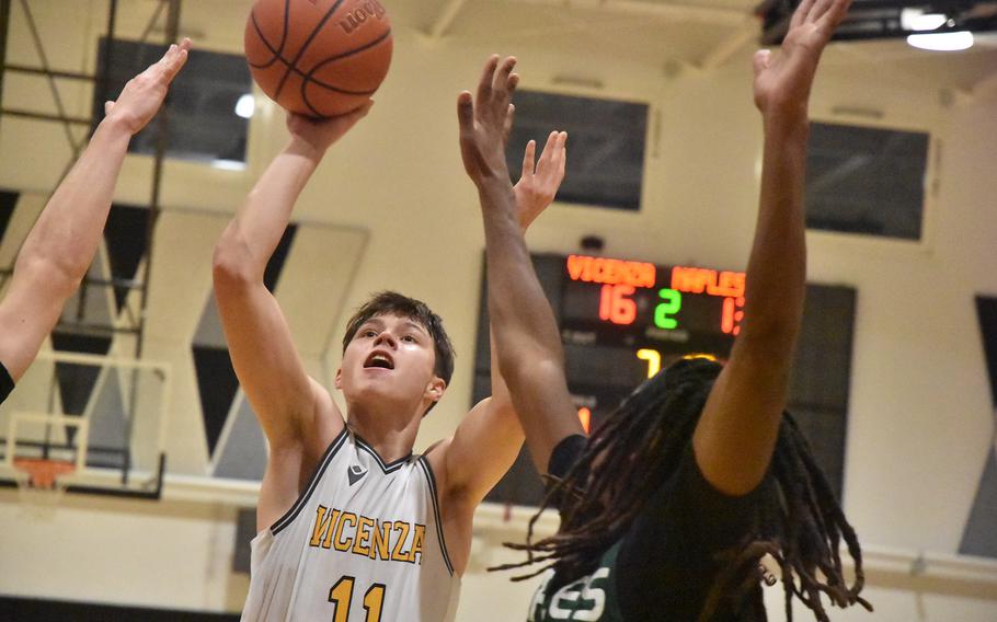 Ben Harlow scored close to the basket.