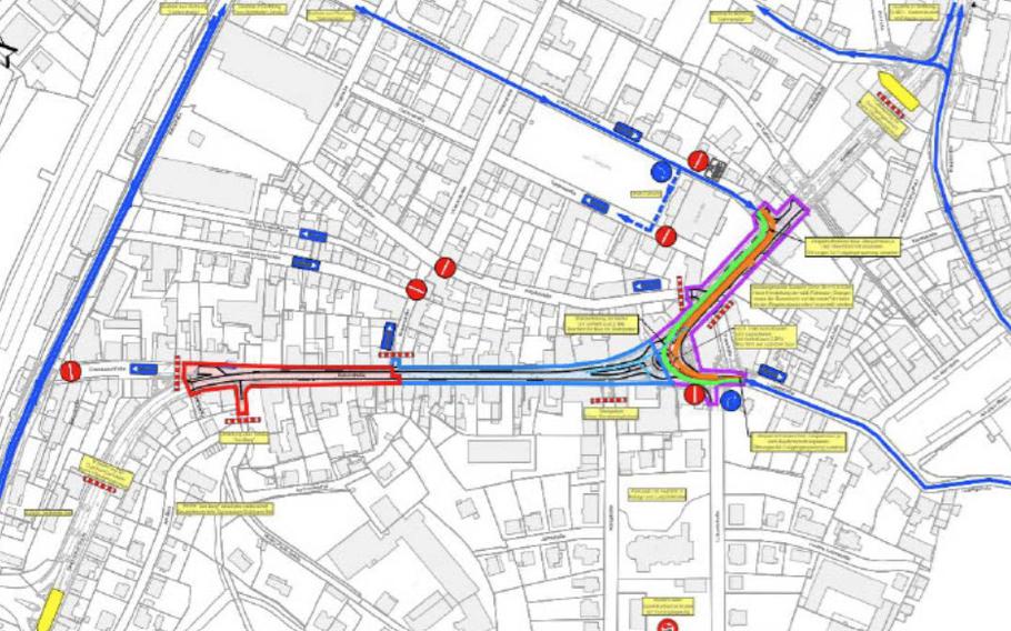 A map of Landstuhl showing the three phases of the Kaiserstraße revitalization project, scheduled to take place from October 2024 to May 2026. The project includes road closures and detours throughout the city, with the goal of improving pedestrian accessibility and local business conditions.