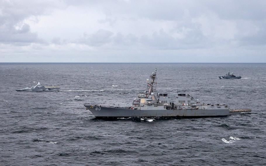 HSwMS Karlstad sails in the Baltic Sea with U.S. Navy and Finnish ships.