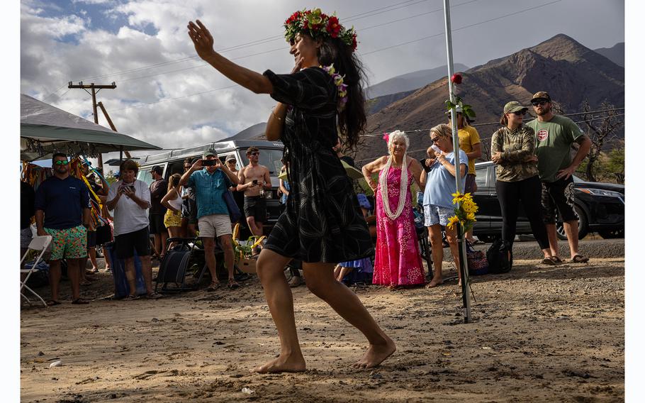 Anaiah Luani performs a hula dance for Auntie Carole's family and friends.