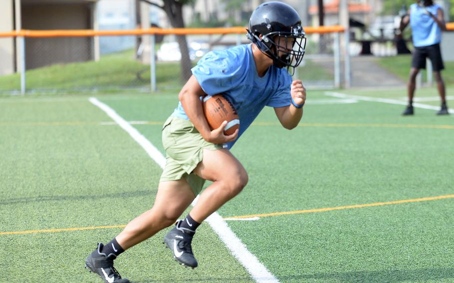 Four-year Osan football veteran Eddie Kim returns in the backfield.