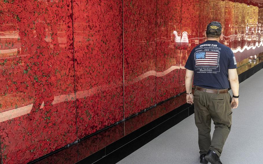 Poppy Wall of Honor returns to National Mall for Memorial Day Stars