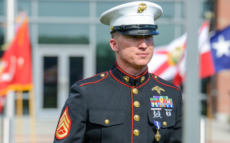 Marine Raider receives Navy Cross for heroic acts amid 'mass chaos' in ...