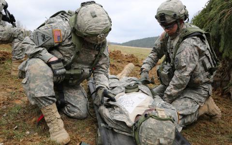 Gel under development could improve battlefield wound treatment ...