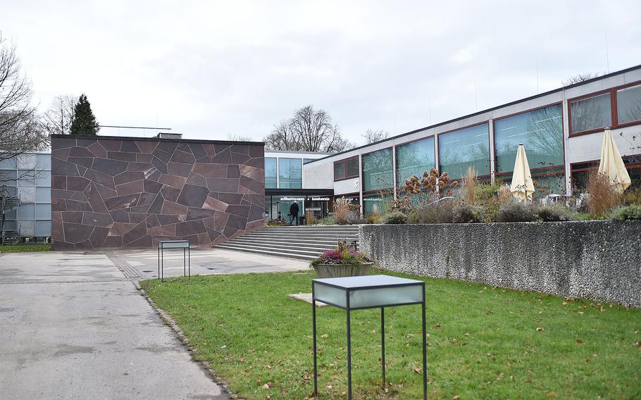 The Pforzheim Jewelry Museum in Pforzheim, Germany, is housed in the Reuchlinhaus, which was constructed from 1957-1961 and designed by architect Manfred Lehmbruck. The building was named after the city's most famous son, scholar, writer and lawyer Johannes Reuchlin (1455-1522).