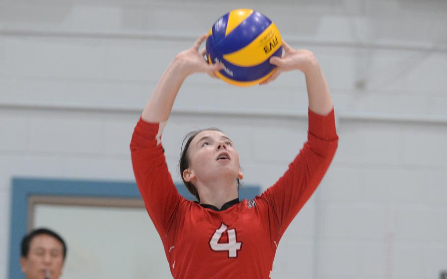 Julia Hunt plays volleyball.