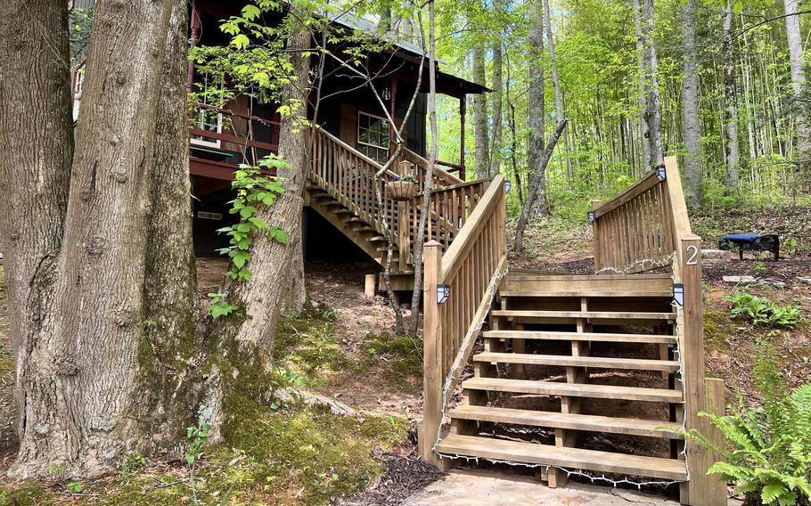 The cottage-style cabins at Misty Mountain Inn and Cottages are set among the verdant forests of Misty Mountain. Choose from six cottages, four suites in the light-filled bed-and-breakfast inn or a seasonal hiker hostel. 