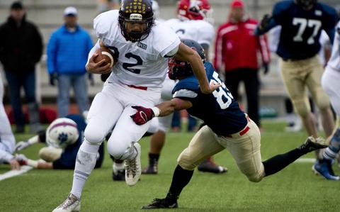 Maine Football's Zavier Scott signs with Colts