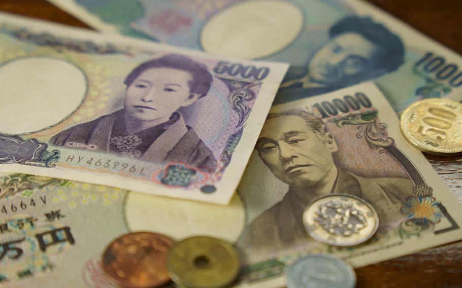 Japanese Yen Falls To 32 year Low Against US Dollar Boosting US Troops 