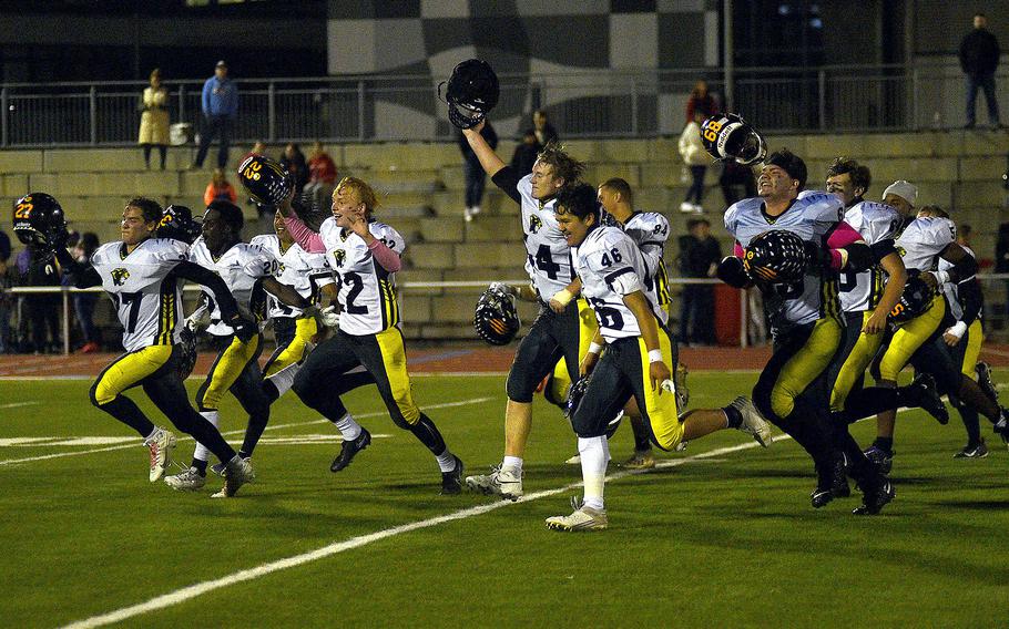 Stuttgart players celebrate the win.