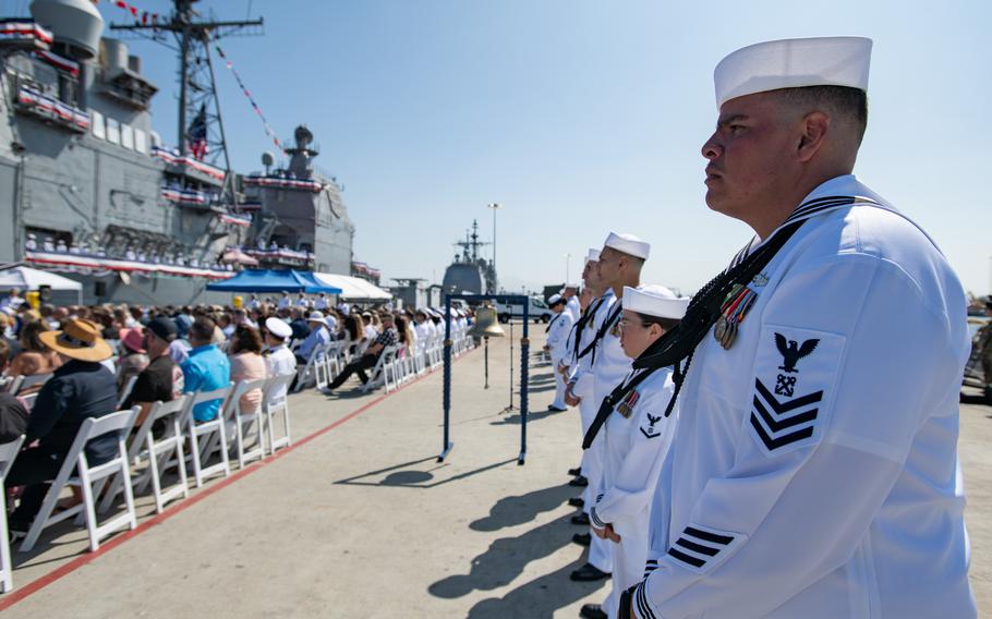 Sailors participate in decommissioning