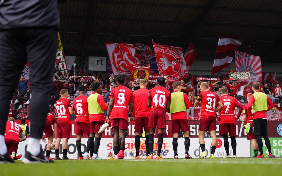 1 FC Kaiserslautern fans have an opportunity to celebrate with the team’s players May 25 and 26 during a public game viewing and a team welcome the day after.
