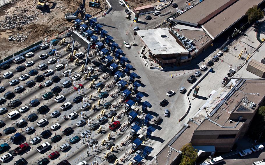 Aerial view of cars lining up for inspection at San Ysidro, Calif., June 2023.