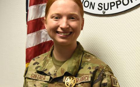 US Air Force Postal Clerk Earns Perfect Score In German Military Skills ...