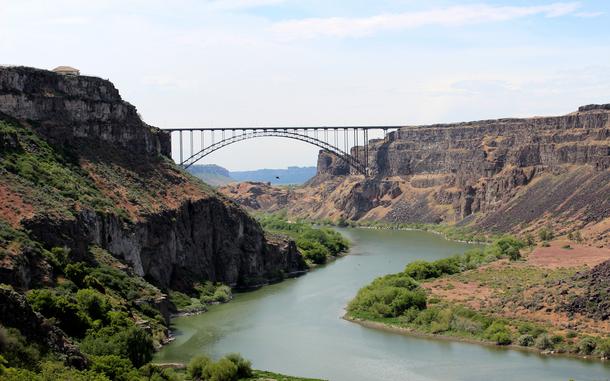 Daredevil Evel Knievel tried and failed to jump the Snake River Canyon in 1974 (stuntman Eddie Braun pulled it off in 2016). There’s a monument to Knievel’s legendary attempt at the foot of the Perrine Memorial Bridge, which crosses the canyon just outside of Twin Falls. Today the bridge is a popular site for BASE jumpers to launch into the abyss 486 feet above the Snake River.