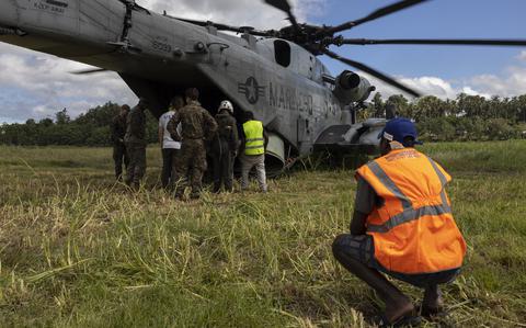 US Marines, Navy deliver aid to Papua New Guinea after volcanic ...