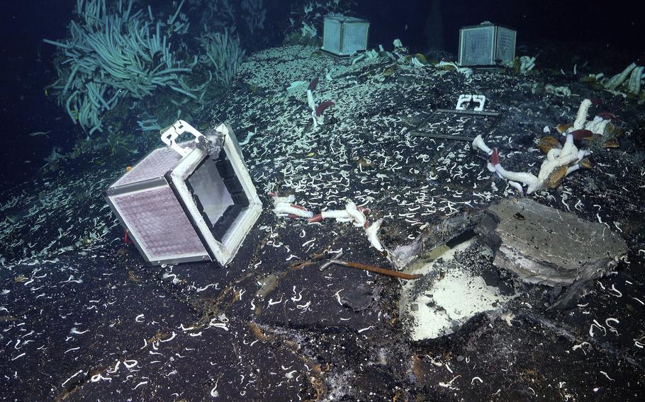 The Tica Vent deep in the ocean, a site on the East Pacific Rise 2,500 meters deep. 