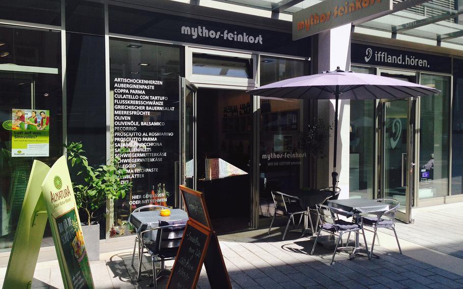 Mythos-Feinkost is located at the small shopping center at Killesberg, near the entrance to Killesberg Park. Parking is available at the shopping center's underground garage. The eatery offers antipasti, "paninis" and a host of carry-out items.