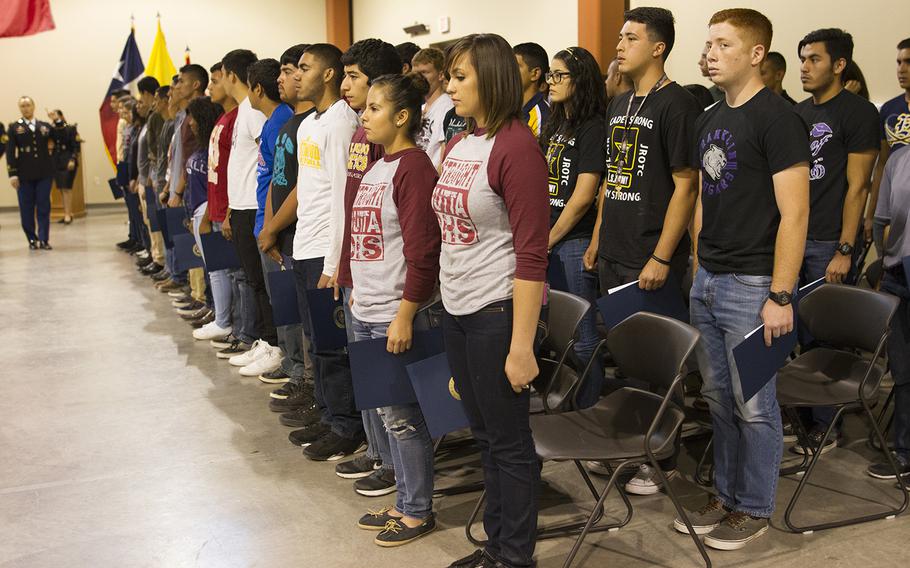 A high school award ceremony was held at the 83rd Military Police Company in El Paso, Texas on May 21, 2016 to recognize over 80 high school seniors for their decision to join the Army after graduation. Active-duty enlisted soldiers were at greatest risk of attempting suicide two months after joining up, according to a recent study of nearly 10,000 soldiers who made suicide attempts between 2004 and 2009.